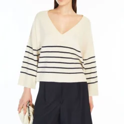 WEEKEND MAXMARA Leva Oversized Cashmere Sweater in Ecru